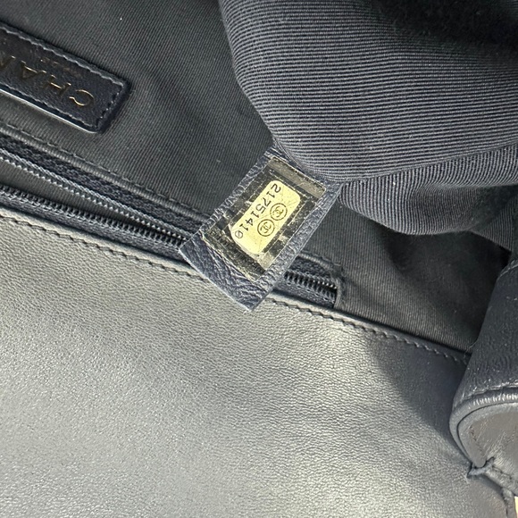 CHANEL Classic Single Flap Quilted Lambskin Blue GHW - Picture 9 of 13